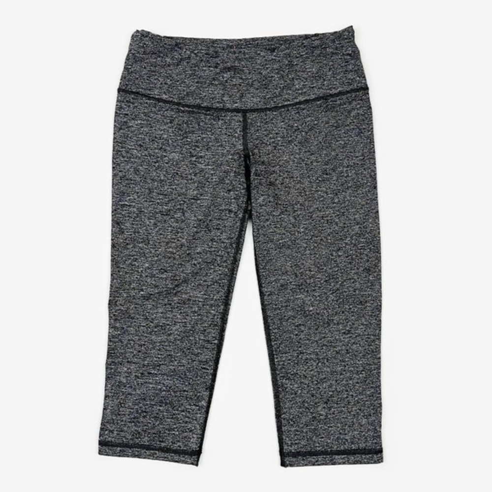 Victoria's Secret VSX Sport Knockout Crop Leggings Size S Gray Yoga Workout